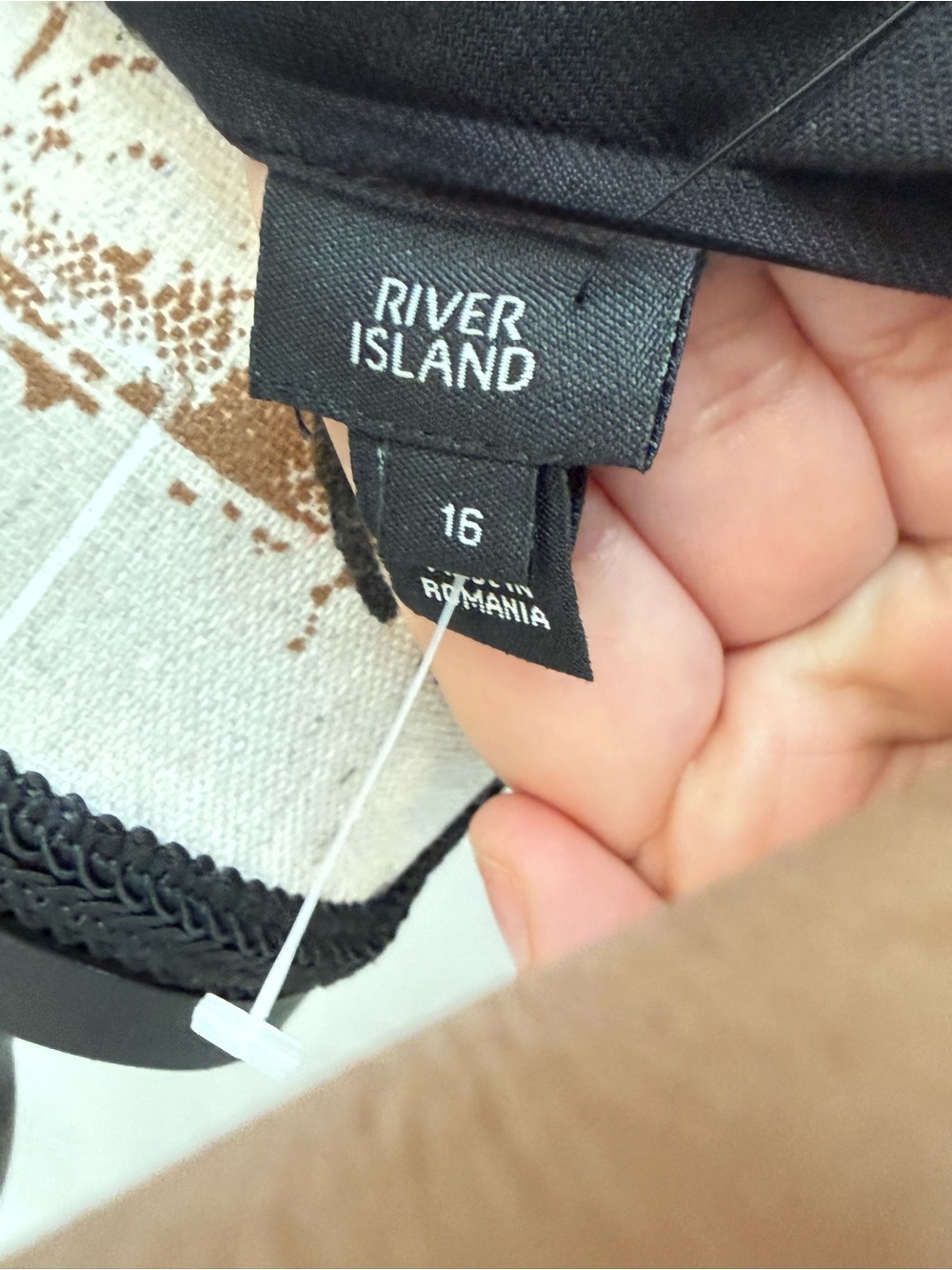 NEW - River Island Black Button-Down V-Neck Midi Dress - Size 16 - Picture 2 of 7